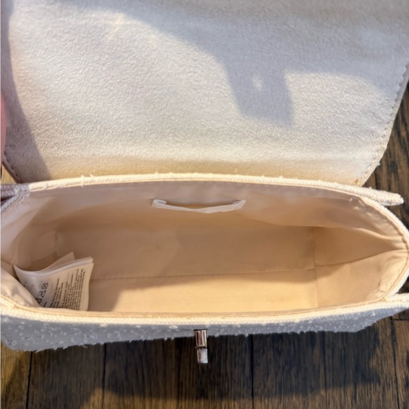 H&M White Textured Top-Handle Crossbody Bag - Picture 4 of 6